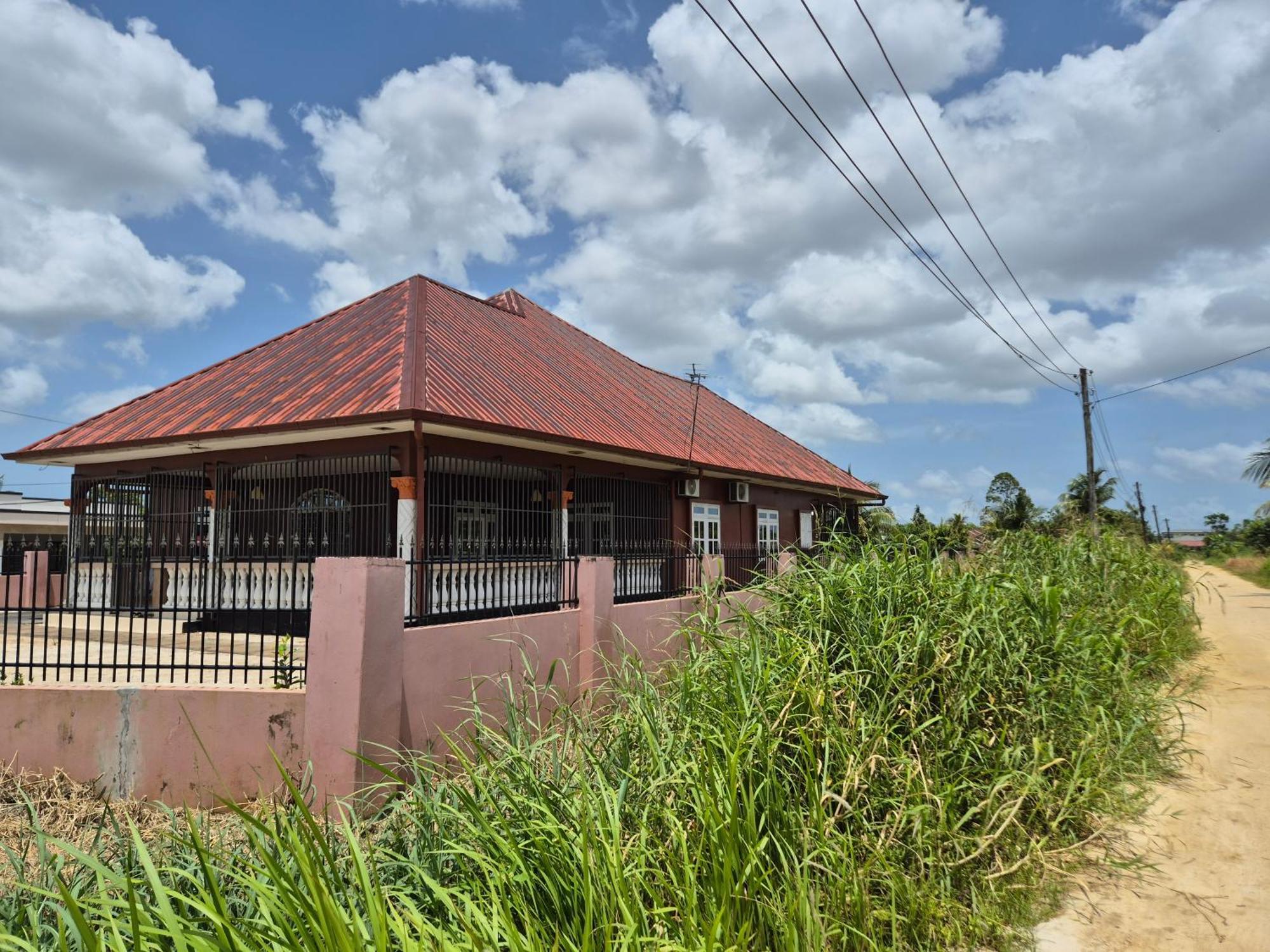 Chander'S Villa Paramaribo Esterno foto